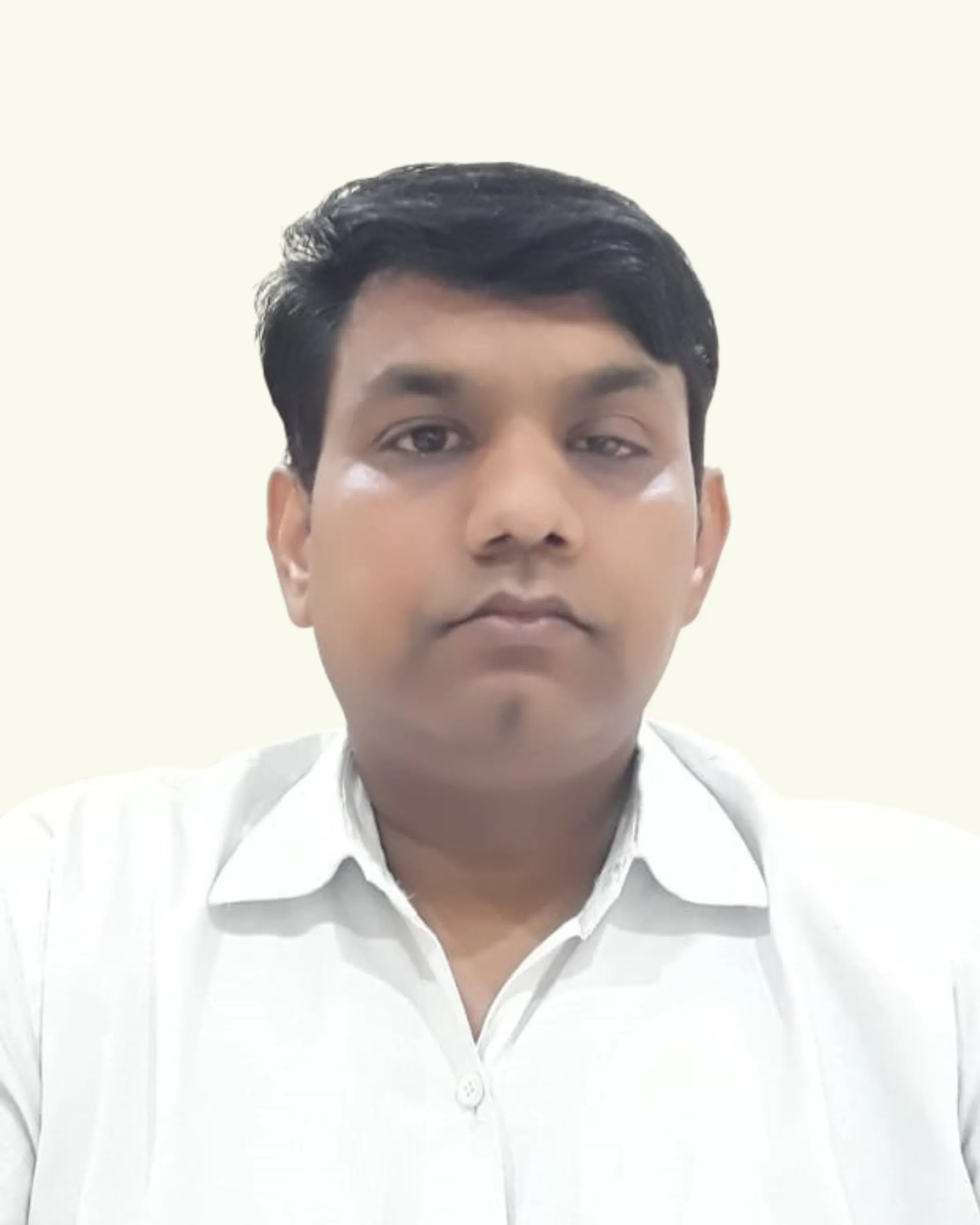 Dr. Rohan Saxena